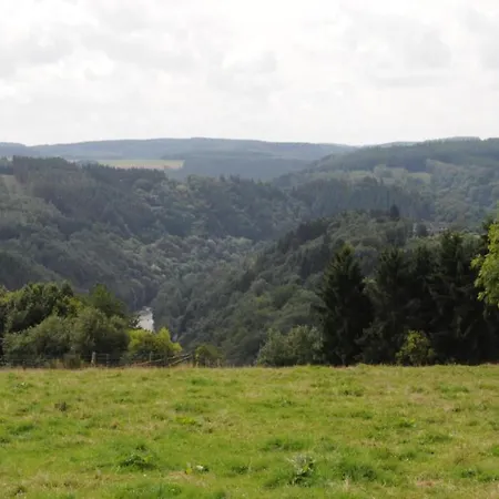 Cosy Nature Retreat, Houffalize, Cleaning Included Casa vacanze