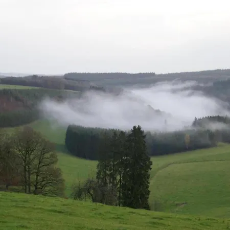 Holiday home For 4 Person With Terrace, Cleaning Included Houffalize